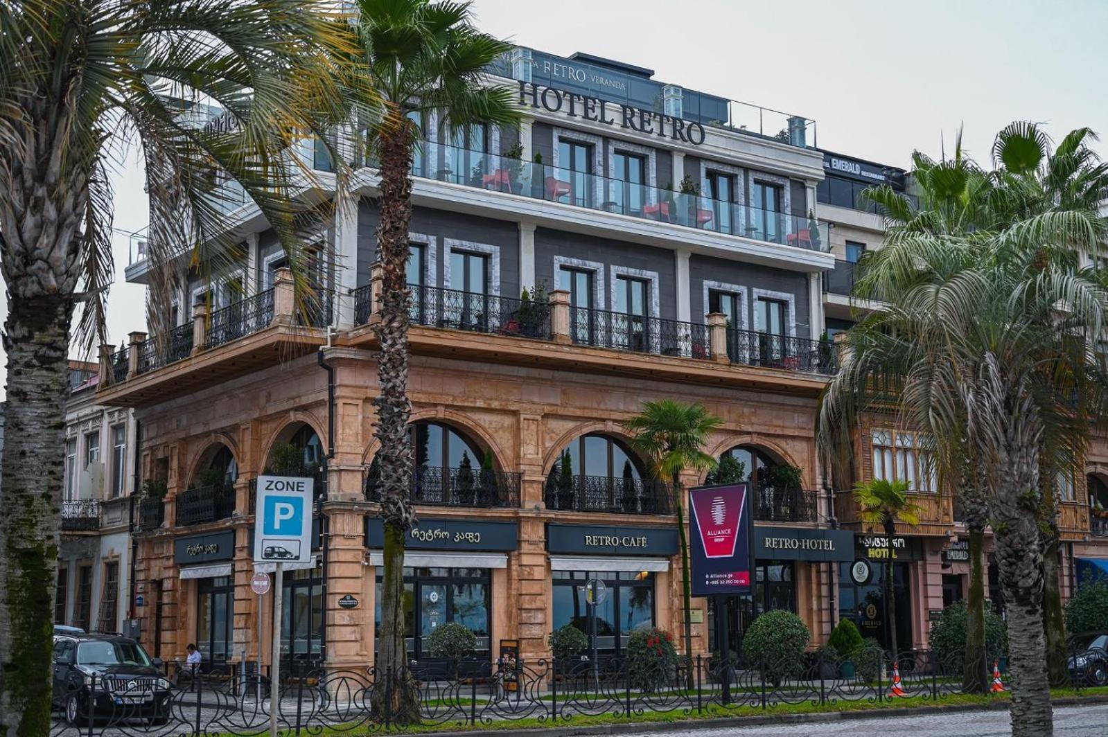 Hotel Retro Batumi Exteriör bild